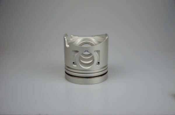 4JB1 new Piston set 8-97176-606-0 8-97176-607-0 8-97108-622-2 For Isuzu pickup NHR, NKR, NLR, QKR, TFR, TFS