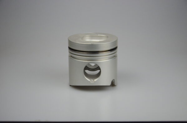 Piston set 4JB1 ordinary  8-94152-711-0 8-94152-711-1 8-94433-177-0 For Isuzu Dmax