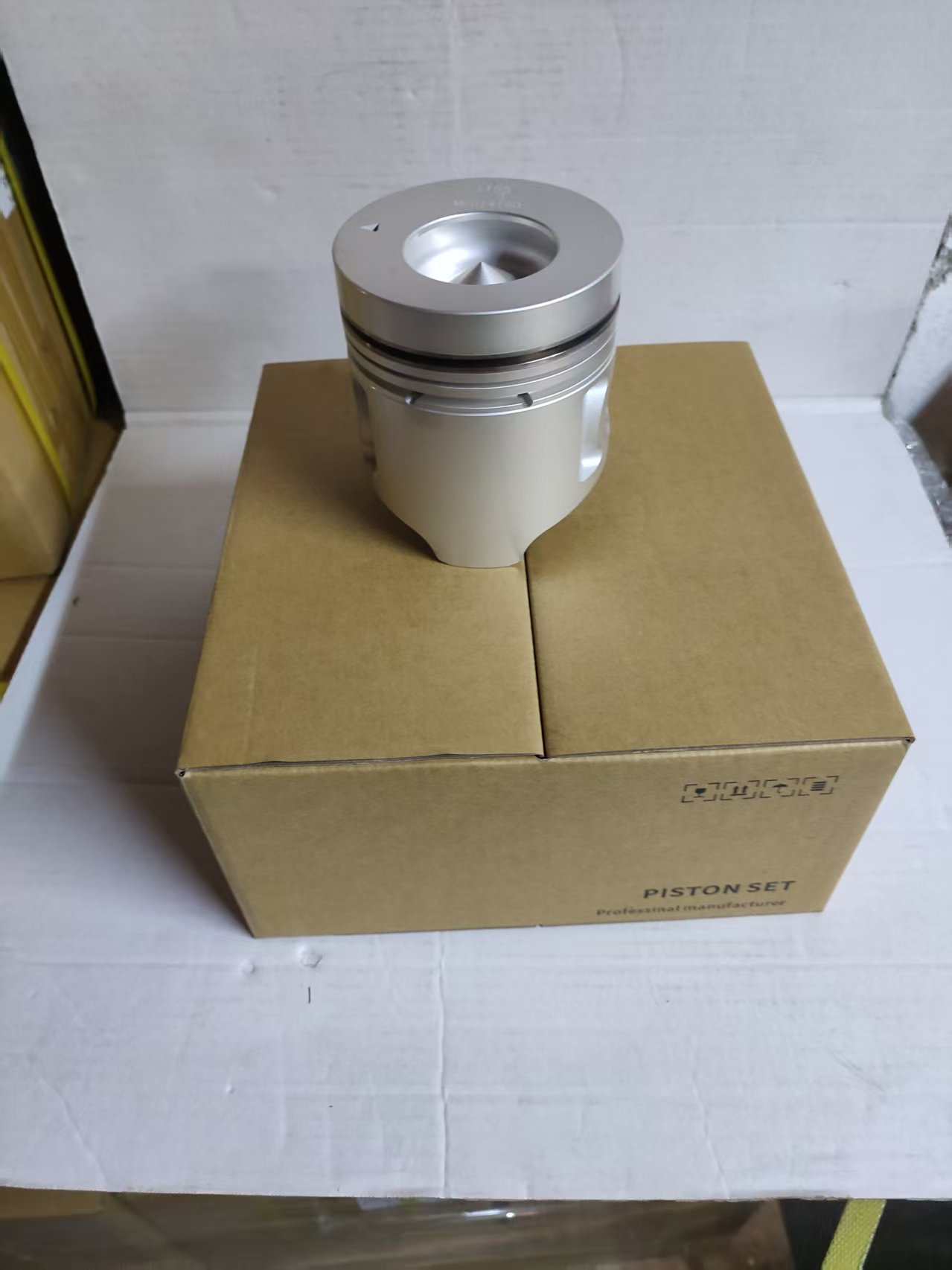 Piston set 4D34T 6D34T ME014160 ME014161 ME014162 For Mitsubishi Fuso