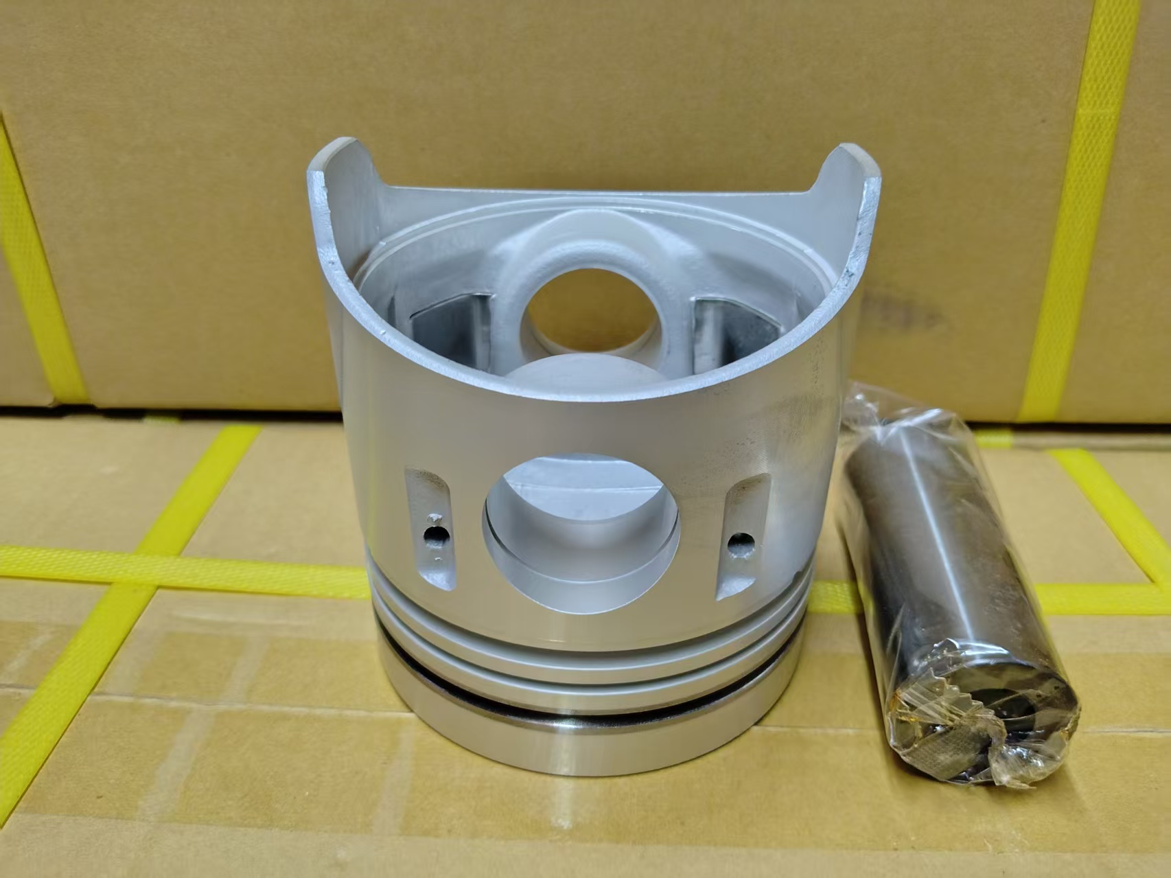 Piston set 4D32 ME012174 ME012178 ME012180 for Mitsubishi Canter