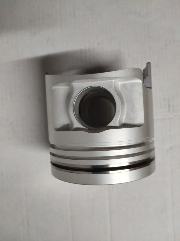 6D17 piston ME072546