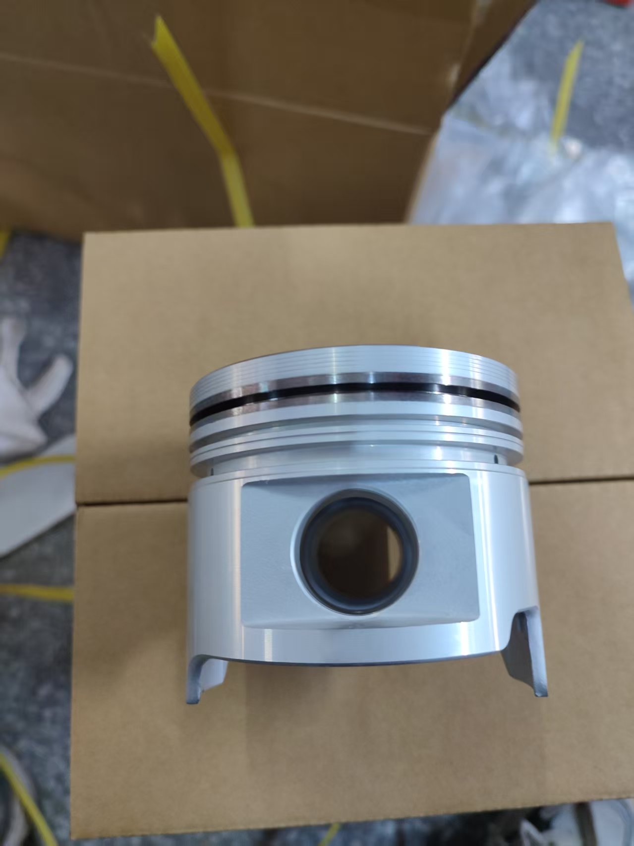 Piston set 2L 13101-54070 13103-54070 13104-54070 13105-54070 for Toyota Comuter, Dyna, Hiace van, Hilux