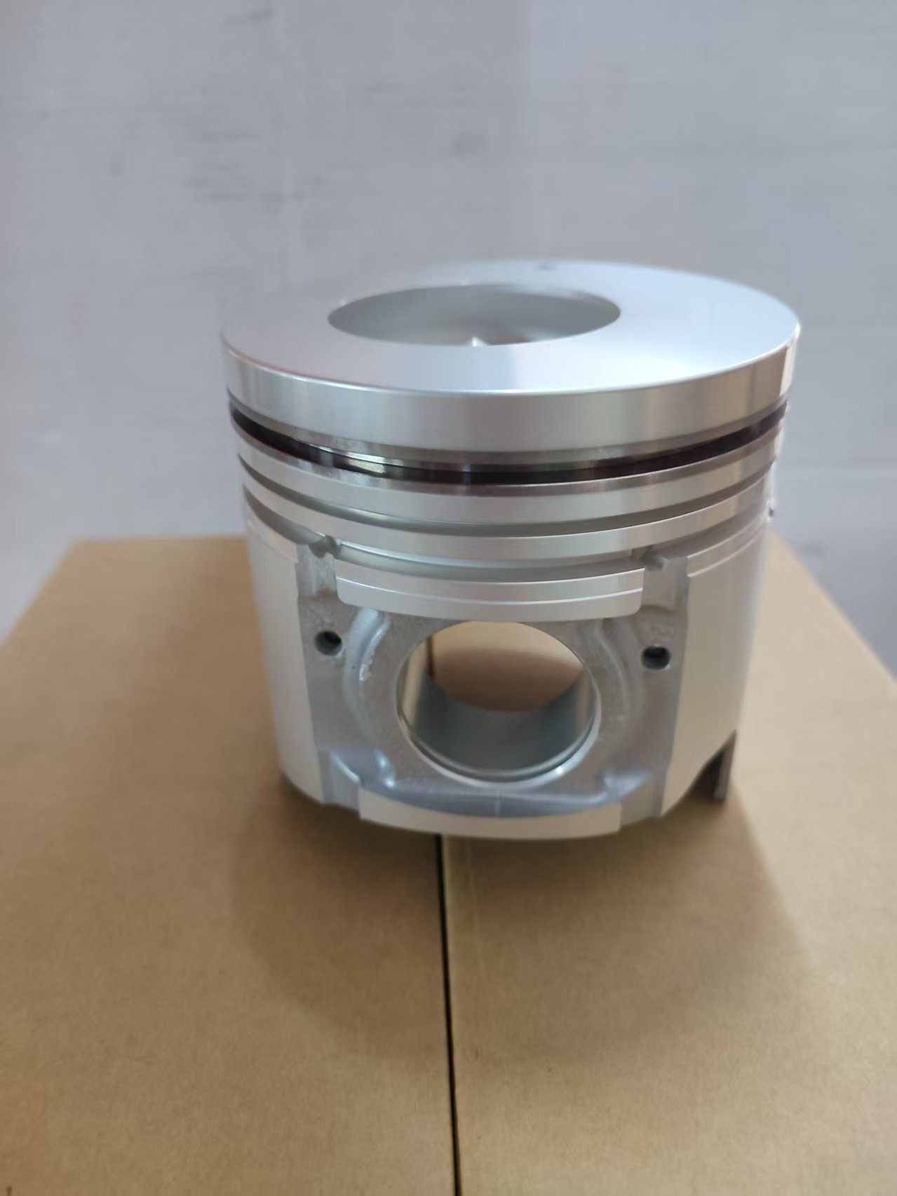 Piston with pin 4D35 4D35T 4D35 turbo ME018825 for Mitsubishi