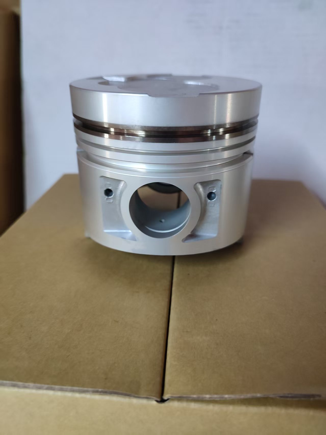 Piston set TD27 TD42 12010-10T02 12010-10T12 12010-43G02 12010-43G12 for Nissan Cabstar, Pathfinder,Forklift, Safari