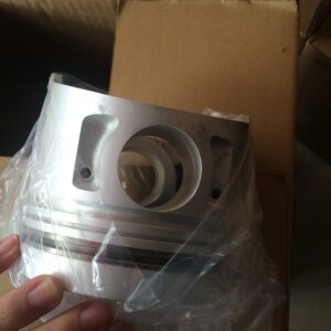 Piston set J05C J07C J08C 13216-2631 13101-3570A diesel For Hino