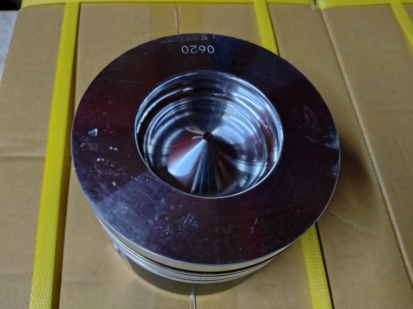 Piston kit 4HK1 6HK1 8-98041-141-0 8-98041-141-1 8-98041-141-2 8-98041-062-0 700P piston for Isuzu - Image 4