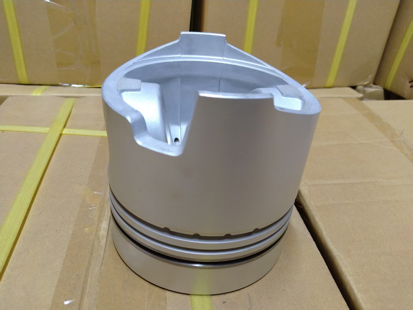 Piston 6D16TME072065 with pin diesel for Mitsubishi Fuso