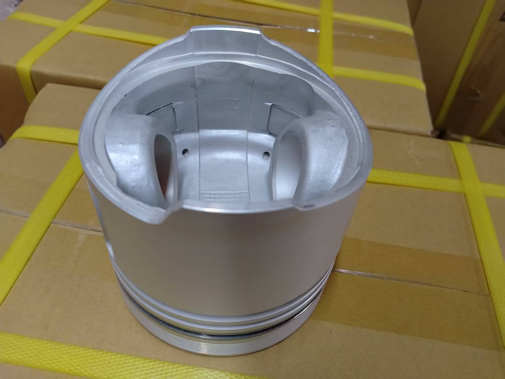 https://www.guangzhoubesterautoparts.com/wp-content/uploads/2026/09/6BG1-3774-PISTON-2.jpg