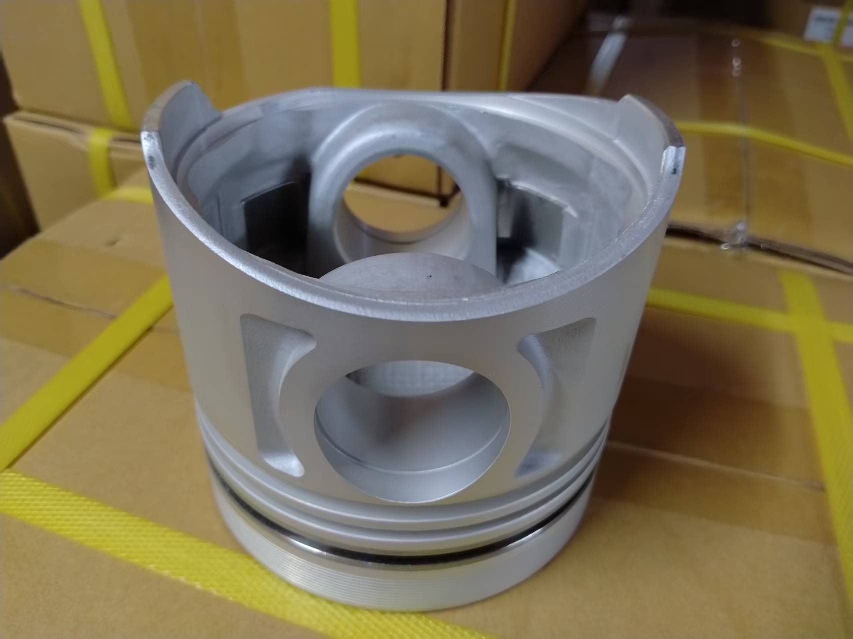 https://www.guangzhoubesterautoparts.com/wp-content/uploads/2026/09/6BG1-3774-PISTON-2.jpg