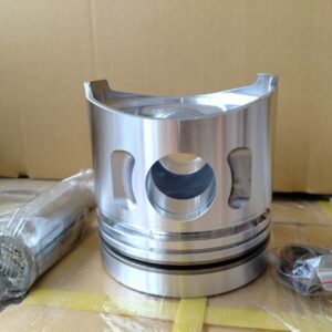 Piston with Pin and lock 4DR7 ME021861