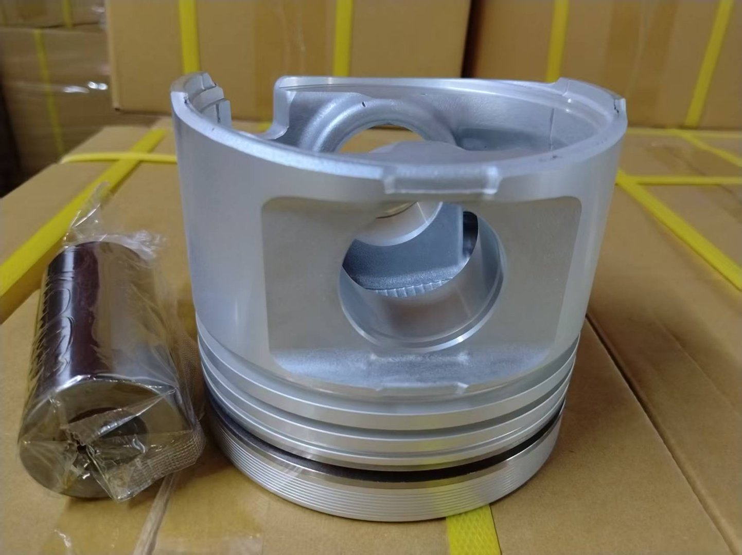 Piston kit 4HF1 8-97176-657-0 8-97176-657-1 8-97176-657-2 97176657 For Isuzu
