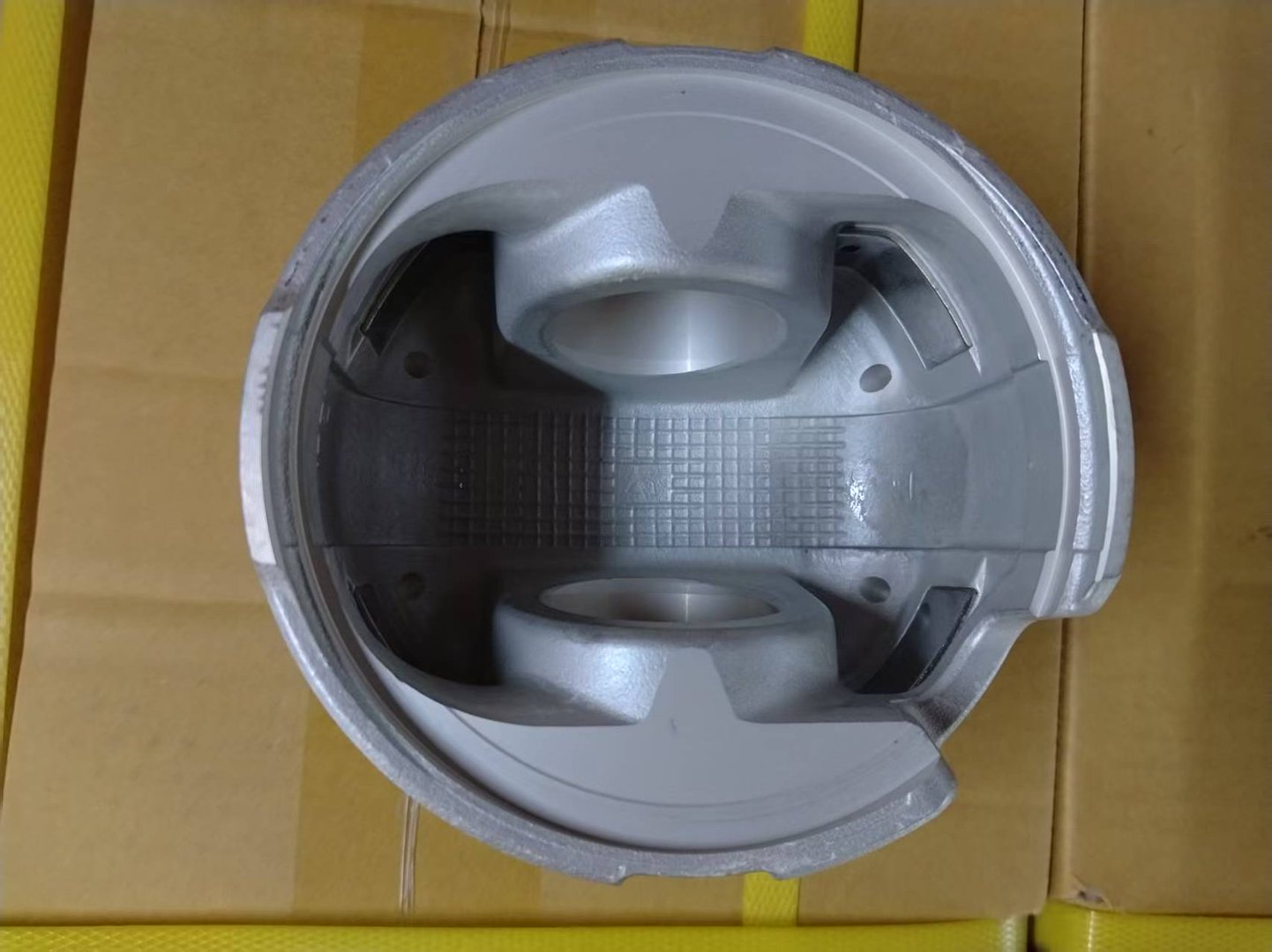 Piston kit 4HF1 8-97095-585-1 8-97176-655-0 For Isuzu