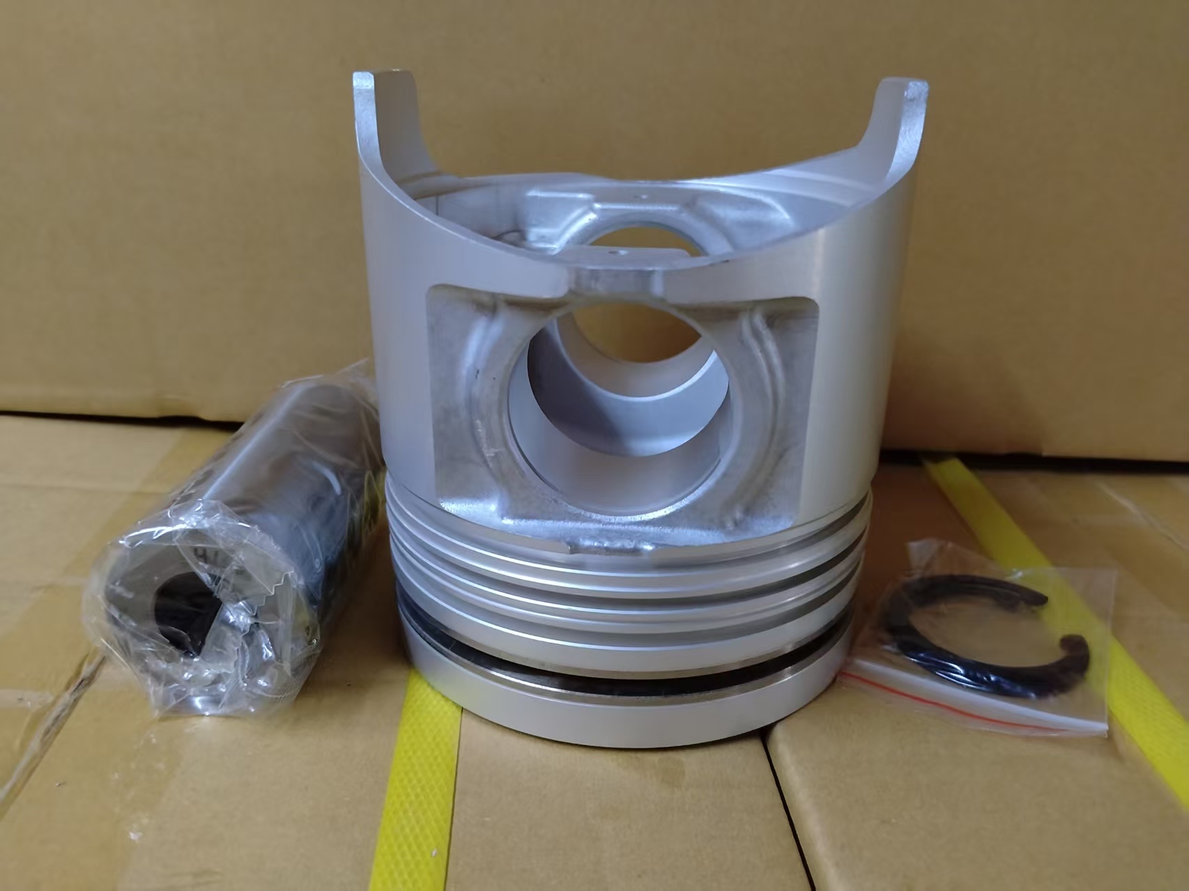 Piston kit 6HE1T 8-94391-596-1 For Isuzu